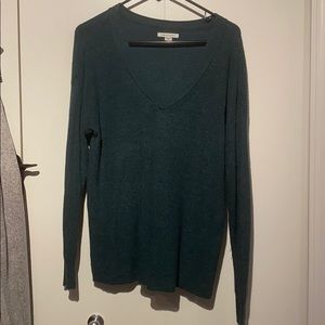 Oversize v neck sweater